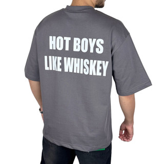 خرید تیشرت آستین کوتاه مردانه طوسی طرح Hot Boys Like Whiskey